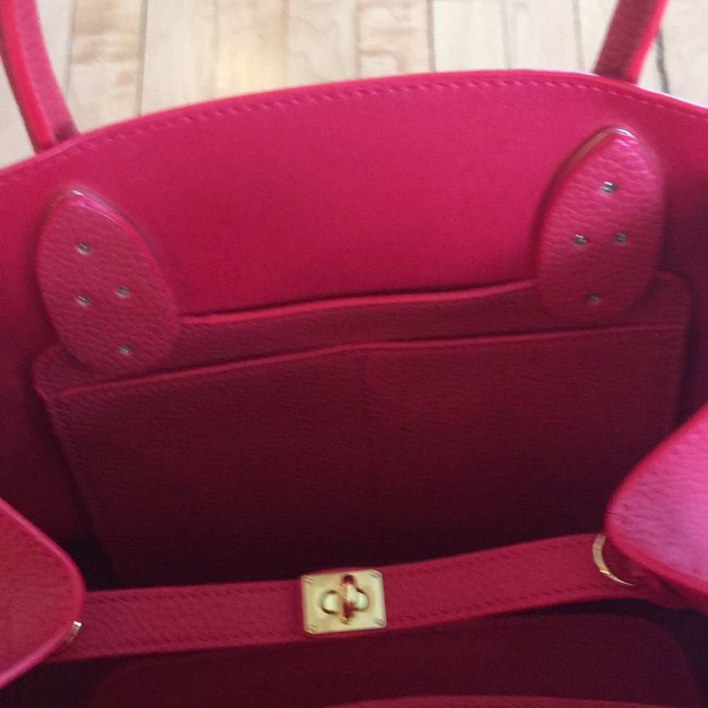 Gorgeous Red Bag Designer Inspired - image 6